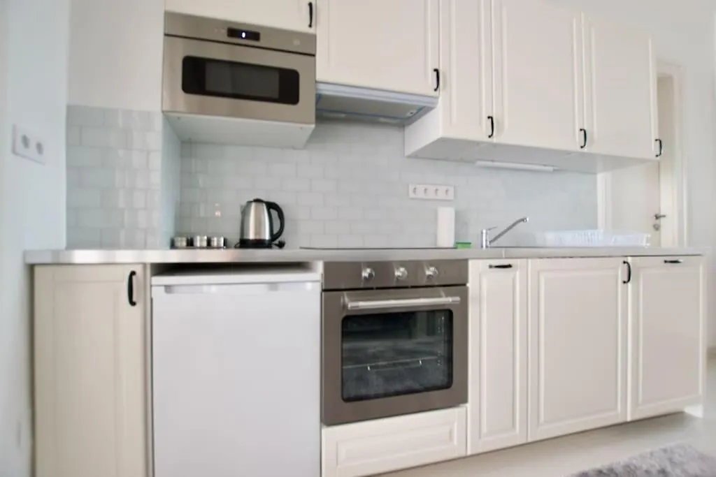 Standard Apartment By Hi5- Bajcsy Apartment Budapest Hungary